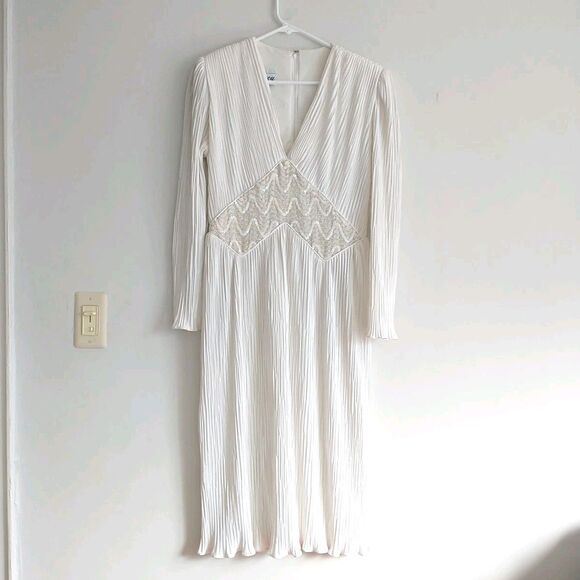 Vtg Maxi Dress 9/10 White Ribbed Pleated Sequin V Neck Formal Union Made USA - Picture 1 of 16